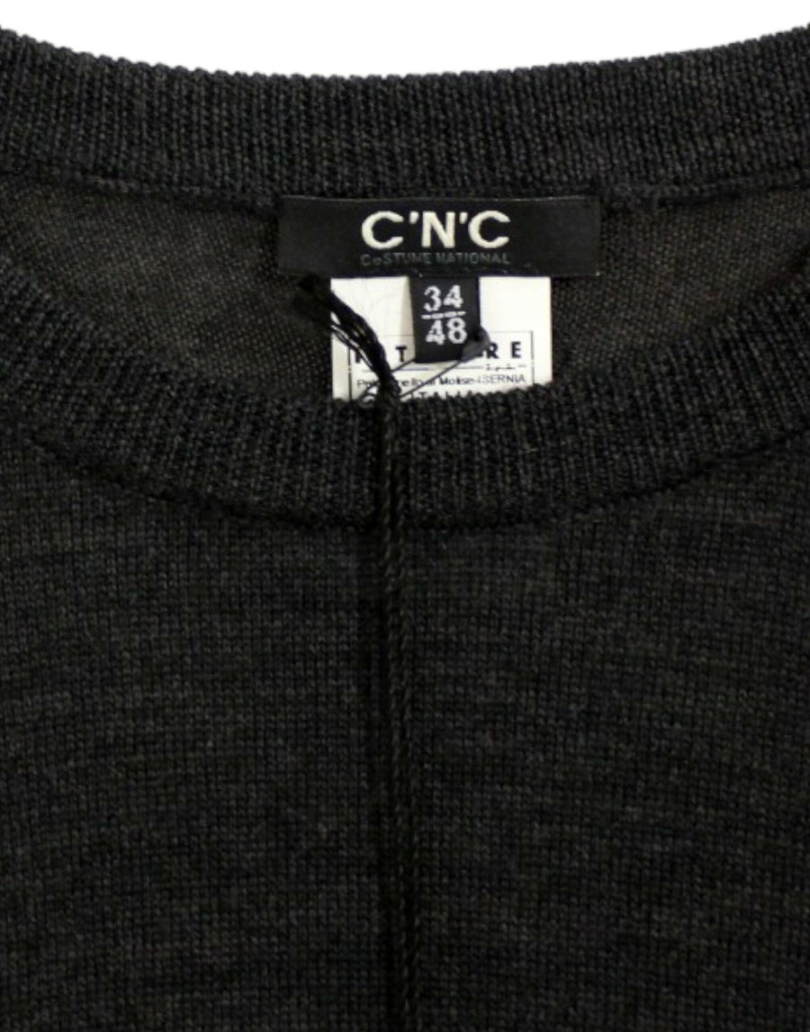 Gray crewneck pullover sweater