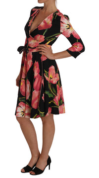 Thumbnail for Elegant Black Shift Dress with Pink Tulips Print