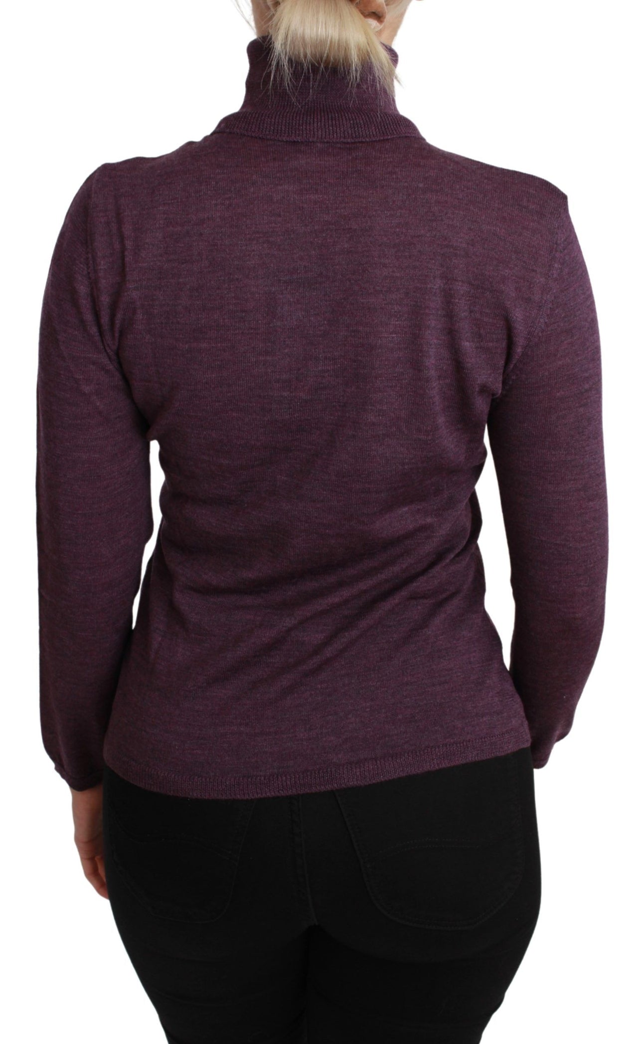 Elegant Turtleneck Wool Sweater in Purple